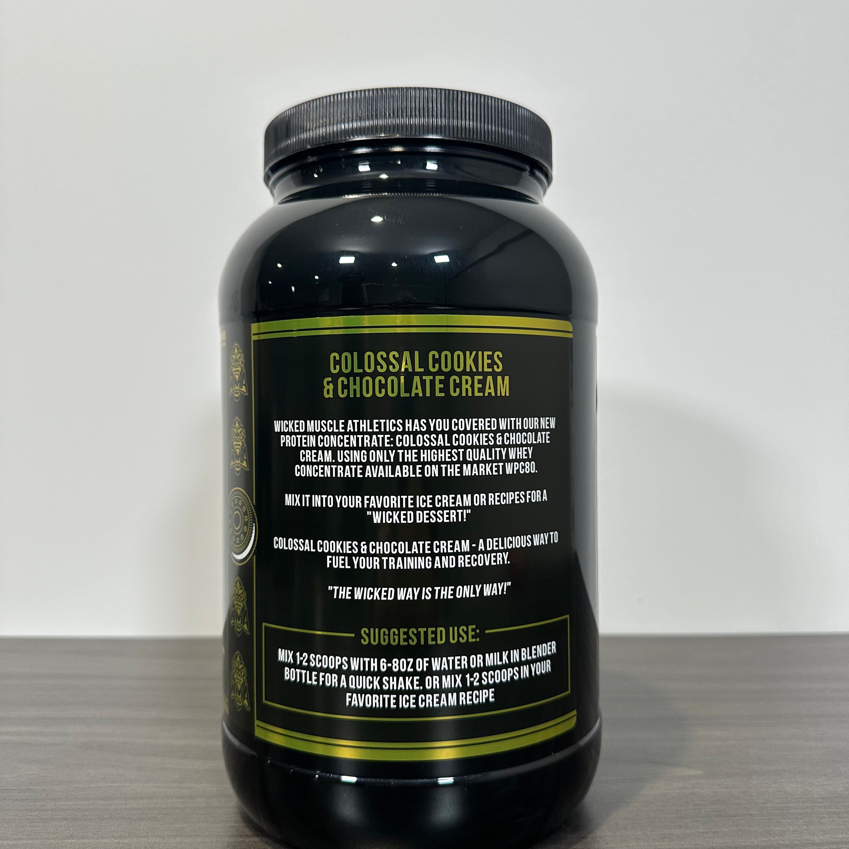 Colossal Cookies & Chocolate Cream