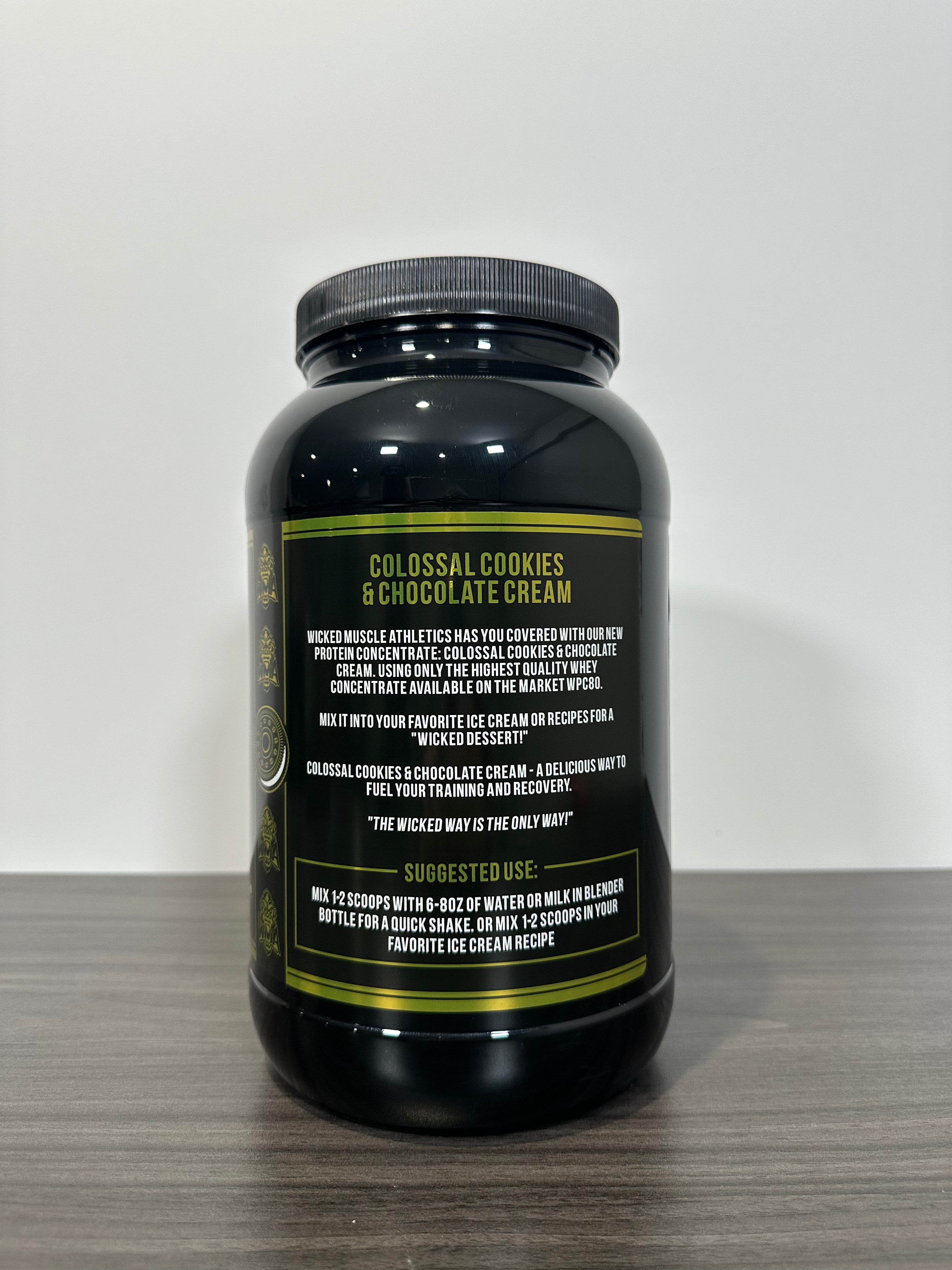 Colossal Cookies & Chocolate Cream